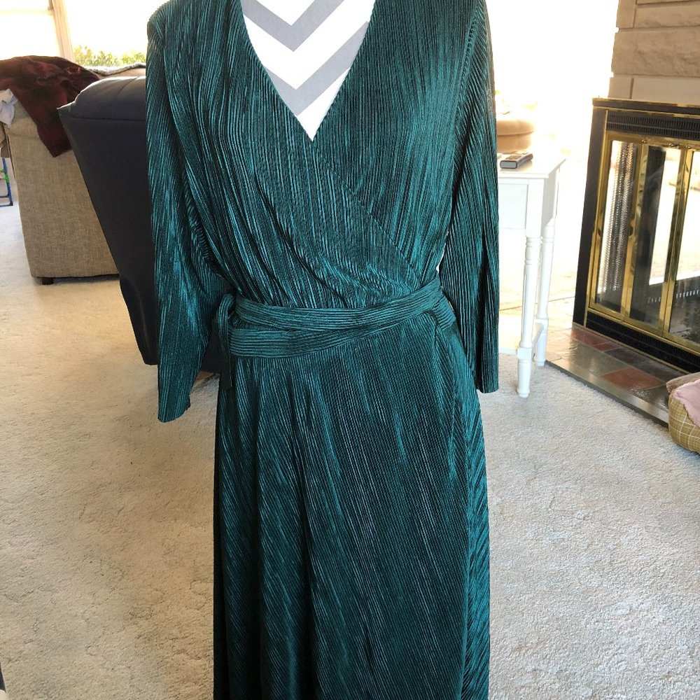 Torrid Size 3 Wrap Around Dress